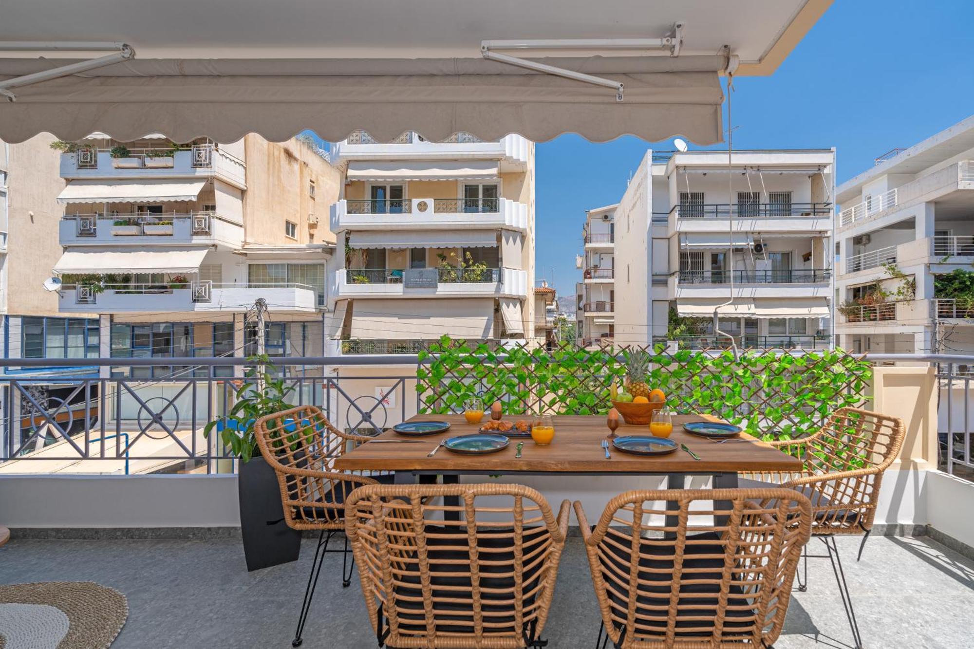 Luxurious Coastal Retreat In Central Glyfada Athens Exterior photo